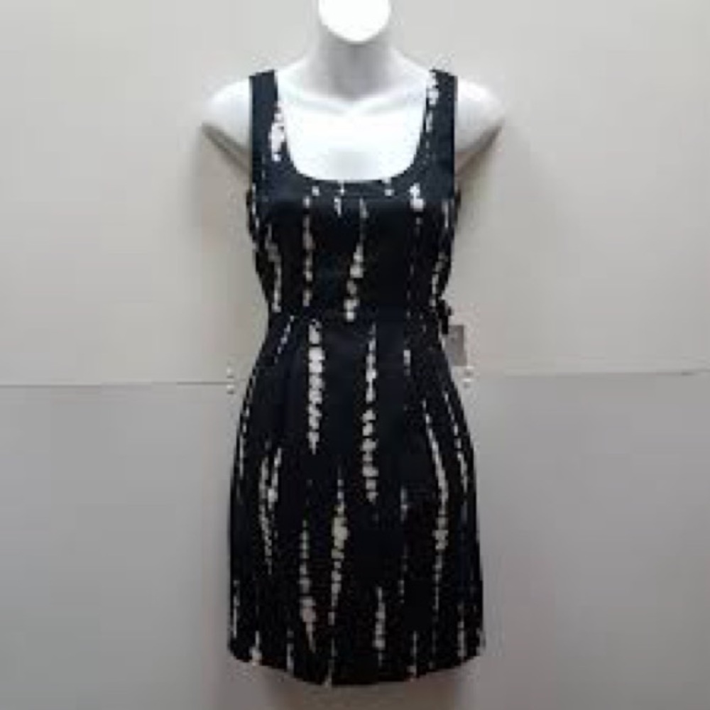 Ann Taylor sleeveless sheath dress tie die pattern with back tie side zip Size 4